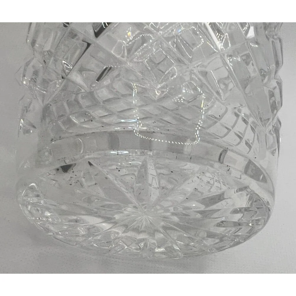 CRYSTAL CLEAR INDUSTRIES CUT 24% LEAD CRYSTAL VASE 8